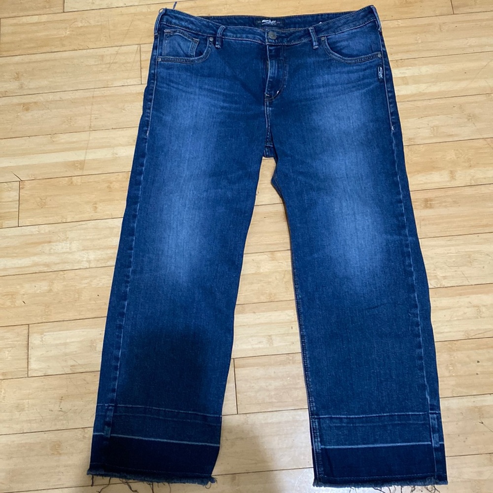 Silver Jeans Izzy Wide Leg Crop 34x26
